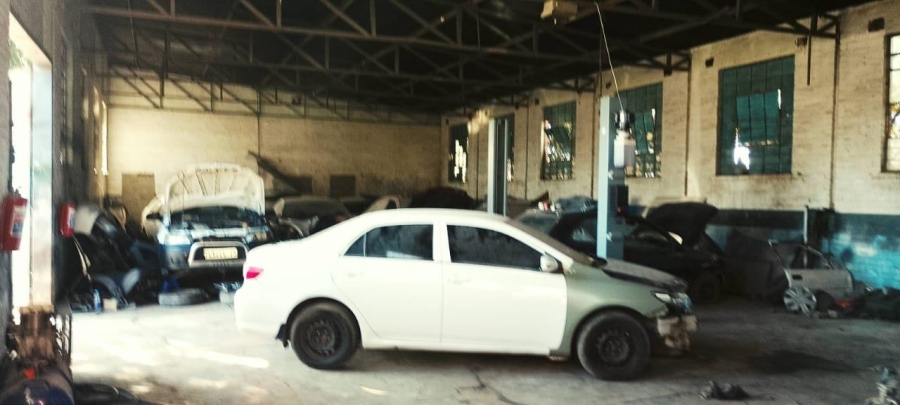 Commercial Property for Sale in Hamilton Free State